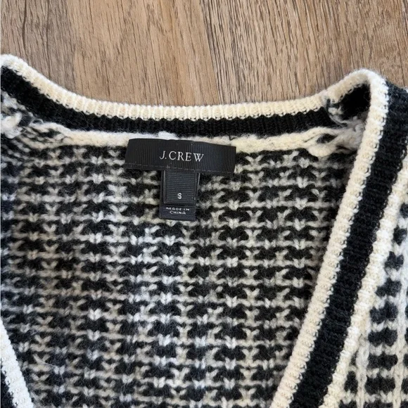 J. Crew • 100% Merino Wool Gold Button Cardigan Sweater - Picture 10 of 11